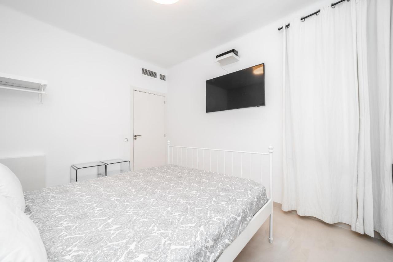 Granvia732 Apartment Barcelona Exterior photo